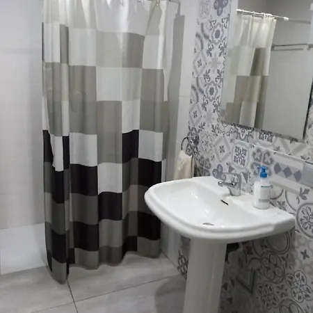 Casa Tipo Loft Con Piscina A Un Paso Del Centro Apartment *